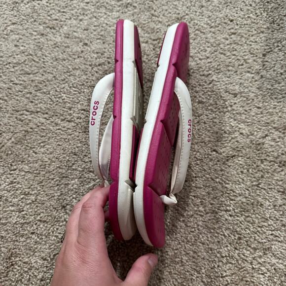 Crocs Pink & White Squared Thong Sandals Flip Flops Women's Size 8 Flats - Picture 9 of 9